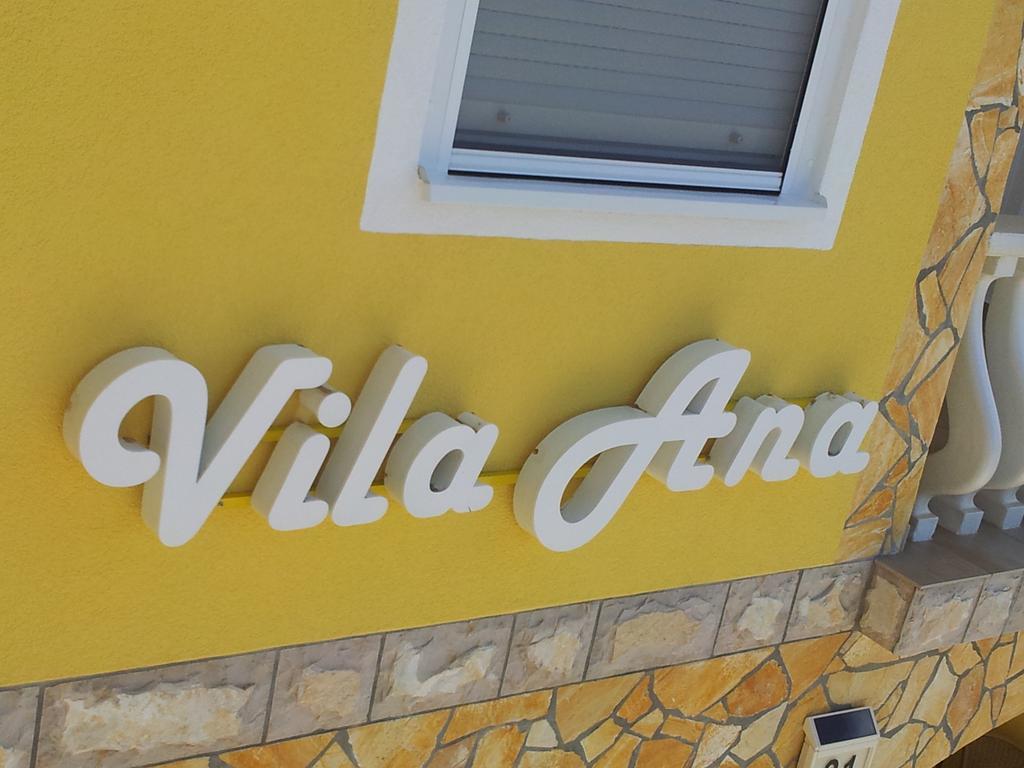 Apartments Vila Ana Vir Exterior foto